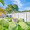 Sunshine Bungalow: Heated Pool, Hottub, Game Room! - Seminole