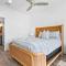 Your Summer Haven Near Beach Heated Pool BBQ