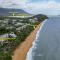 Beachfront 3-Bed with Pool & Stunning Ocean Views