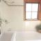 Maisies Robe - Dog Friendly - Wi-Fi