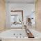 La Petit Unite - Luxe Santai Studio by uHoliday La Petit Unite - Luxe Santai Studio by uHoliday