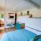 Le Mas de Bertagne studio kitchenette terrasse piscine
