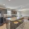 Pocono retreat- Lake, Firepit, BBQ, Gameroom, Ski home