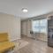 Pocono retreat- Lake, Firepit, BBQ, Gameroom, Ski home