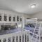 Pocono retreat- Lake, Firepit, BBQ, Gameroom, Ski home