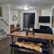 Riverside Cockatoos Cottage Charming 3 Bed Retreat for up to 10 Guests