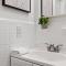Stylish 2 BR Condo - Free Parking on Premises
