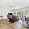 Bright and Spacious 2 BR Apartment