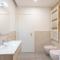 West Side Bologna Apartment by Lesdomus