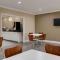 Super 8 by Wyndham Pearl/Jackson/East - Перл