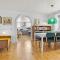 4 Bedroom Cozy Home In Løgstør - Løgstør