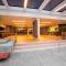 The Westin Bonaventure Hotel & Suites