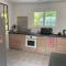 Villa de plain-pied avec WIFI, piscine privée sous abris haut à PLEUMEUR-BODOU - Ref 461