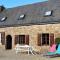 Maison bretonne à 300m de la mer avec cour et jardin clos à PLEUMEUR-BODOU - Réf 693