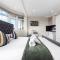 Serviced Modern Studio in Harrow HA3 London - 4 - Harrow