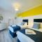 Stylish 2-Bed Apartment in Greenock - Sleeps 6