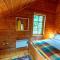 Large Luxury Log Cabin Getaway