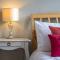 Victorian Townhouse 5 bedrooms Cheltenham