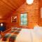 Large Luxury Log Cabin Getaway - Ballyconnell