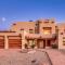 Gorgeous 6-bedroom Hacienda, Lake Views, Pool!