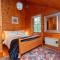 Large Luxury Log Cabin Getaway