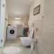 Artistic Loft Panoramic View Top Center