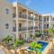 Villa Chica 3 min to Beach, Diving & Restaurants with Pool and private Garden 10 min to Windsurfing & Kitesurfing