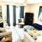 Awesome Home In Brighton Beach With 2 Bedrooms, Internet And Wifi