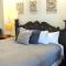 Bella Sirena 304-A - Elegant Oceanview Condo on Sandy Beach