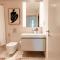 Oceanfront Escape: Stylish 1 BR in Beachfront - 迪拜