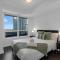 Luxury 2BR - Subway/Pool/Gym/Sauna + Free Parking