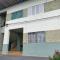 Apto/garagem coberta/900m-Centro