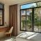 Big Star Villas
