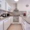 LEDEN SQUARE Apartment for 4 By Sunset
