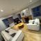 Spacious 2BR Apartment - Sleeps 4 - Parking & Pets - Coast Serviced Apartments - Enquire for Trade & Long stays