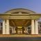 Holiday Inn Express Hotel & Suites Bryan-Montpelier, an IHG Hotel - Holiday City