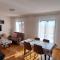 Apartments Valiza III Large apartment - 3 bedrooms and parking space i Apartments Valiza IV