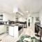 Apt 10 Beachside Beauty Lux Studio Steps from Beach - 布莱顿霍夫