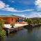 Casa Valencia - Modern Pool Family Luxury Sleeps 8