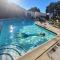 Urban Farm House +Hot Tub+Pool