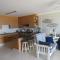5 Manaba Breeze, Uvongo