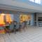 5 Manaba Breeze, Uvongo