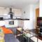 Stevenage - 2 Bedroom Apartment, Free Wifi & Balcony Upto 5 guests - 斯蒂夫尼奇