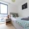 Stevenage - 2 Bedroom Apartment, Free Wifi & Balcony Upto 5 guests - 斯蒂夫尼奇