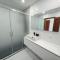 Beachfront flat with pool - Куартейра