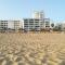 Beachfront flat with pool - Куартейра