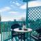 Clarendon View, Historic Apartment with Sea Views