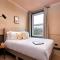 Settle in Winchester - Stylish Self Check-In Rooms - Winchester