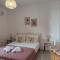 Dimitra's Homey Apartment