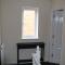 The Iris house is close to city centre and is ideal for tourists, visiting family members or work related activities including contractors